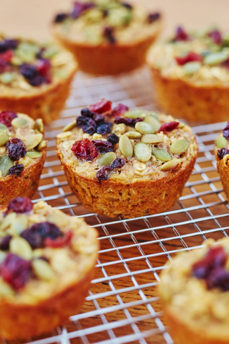 Tender Baked Oatmeal Cups