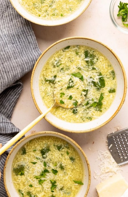 Stracciatella Soup (Italian Egg Drop Soup)