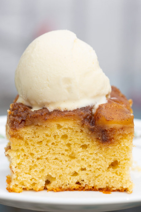 Cinnamon Spice Upside Down Apple Cake