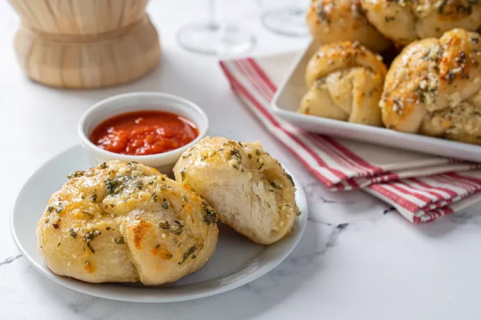 Garlic Knots