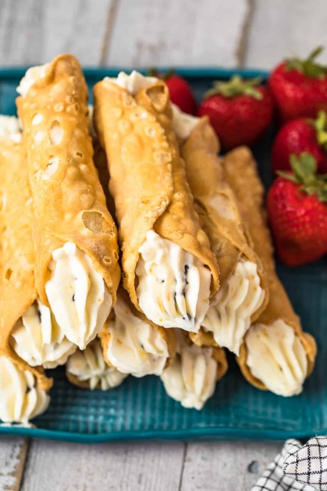 Easy Cannoli Recipe