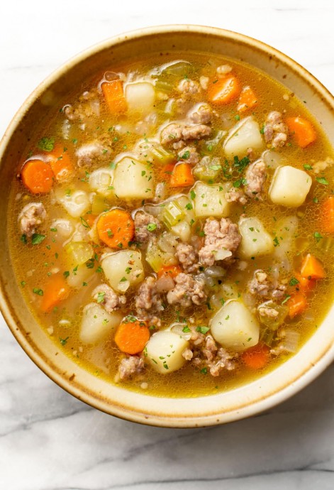 Simple Bratwurst Soup