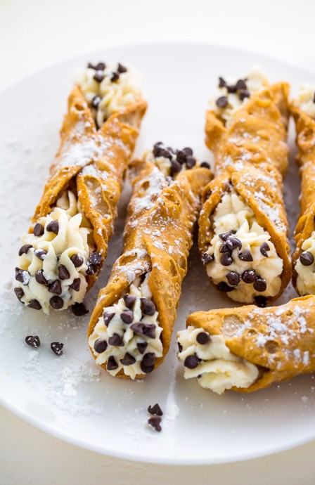 How to Make Cannoli (Cannoli Filling Recipe)