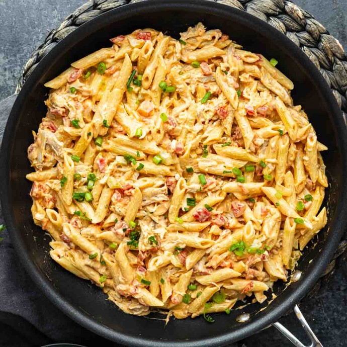 Easy Buffalo Chicken Pasta