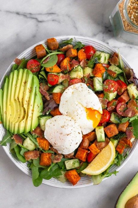 Breakfast Salad with Poached Eggs