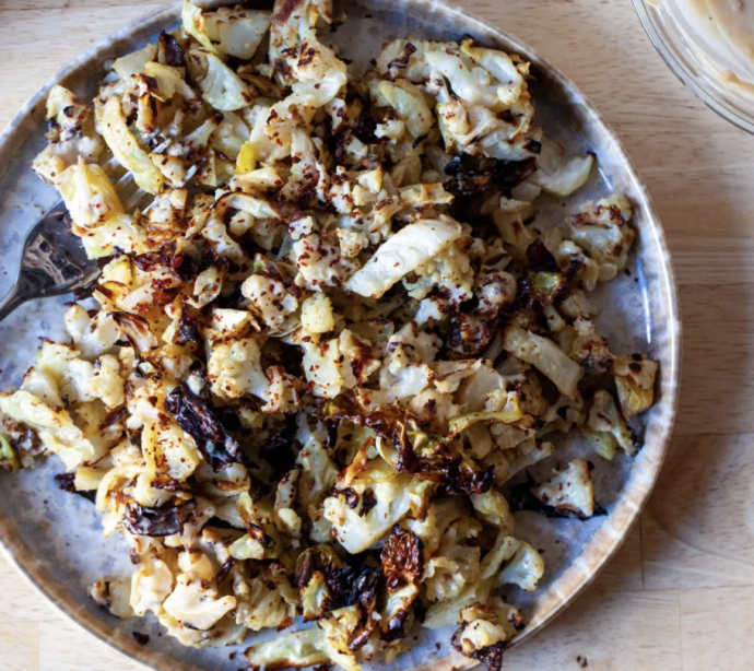 Crispy Cabbage And Cauliflower Salad