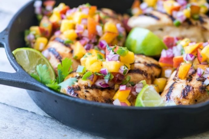 Grilled Chicken with Peach Jalapeño Salsa