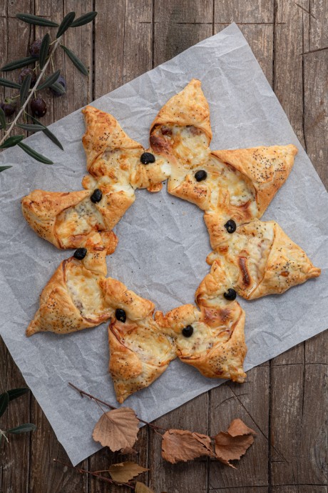 Puff Pastry Star Appetizer Puff Pastry Star Appetizer