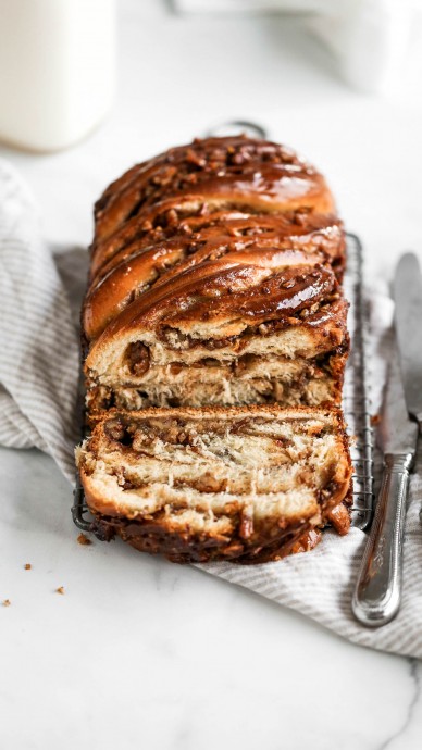 Pecan Pie Babka