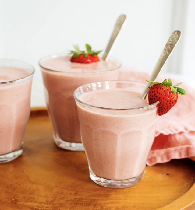 Simple Strawberry Smoothie