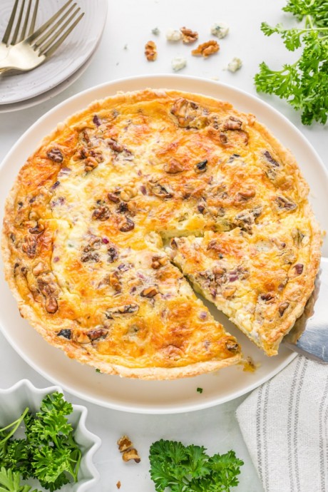 Blue Cheese and Walnut Quiche
