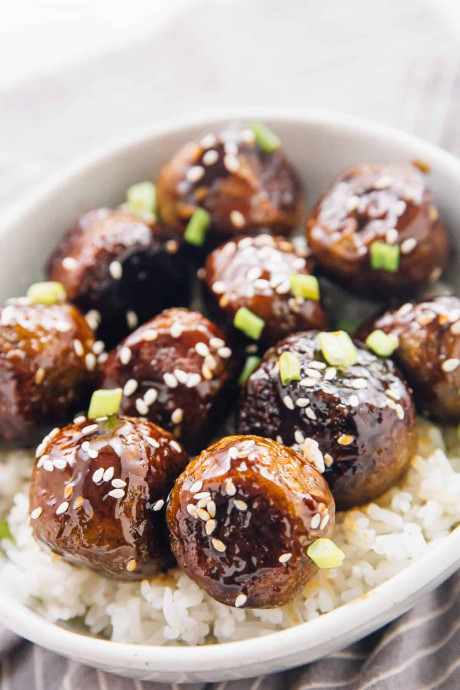Vegan Meatballs (Sweet & Sticky)