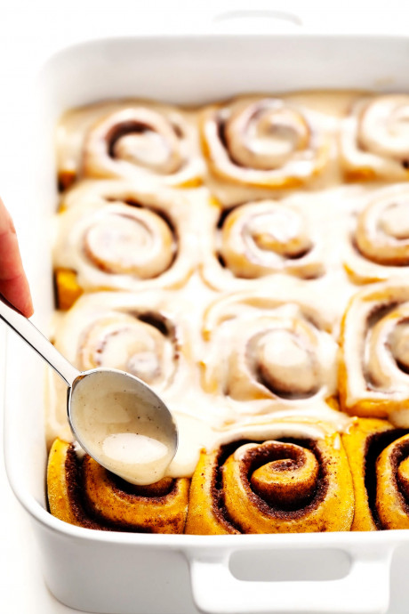 Pumpkin Cinnamon Rolls