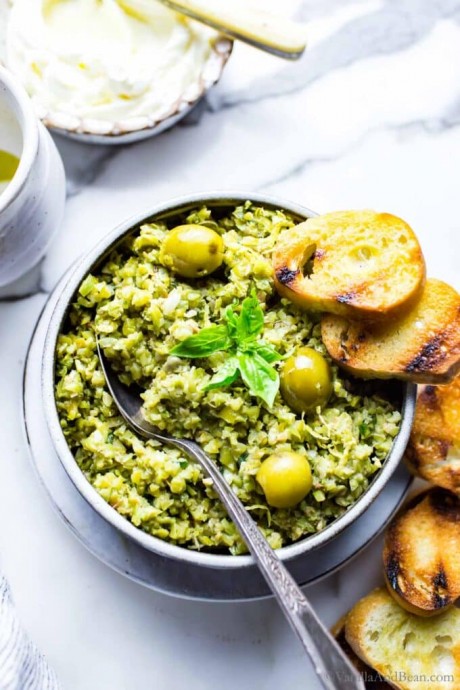 10-Minute Green Olive Tapenade