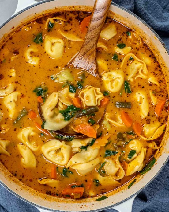 Vegetable Tortellini Soup