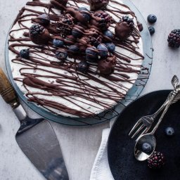 No Bake Light Cream Cheese Berry Cheesecake