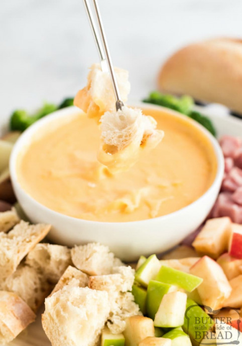 Swiss & Cheddar Cheese Fondue