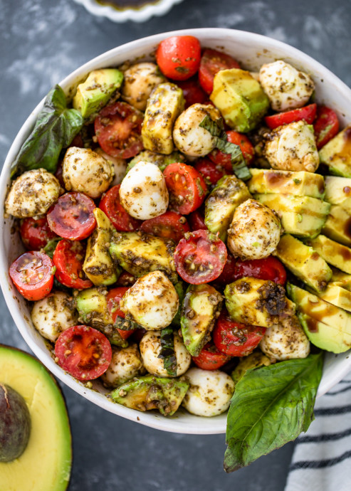 Avocado Caprese Salad