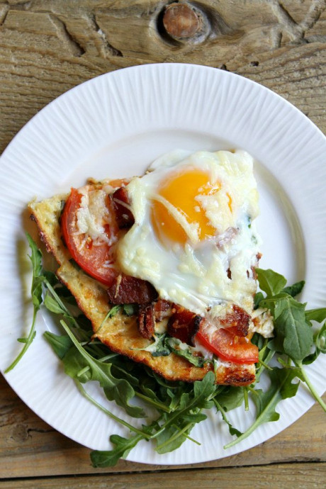 Cauliflower Crust Bacon and Egg Pizza