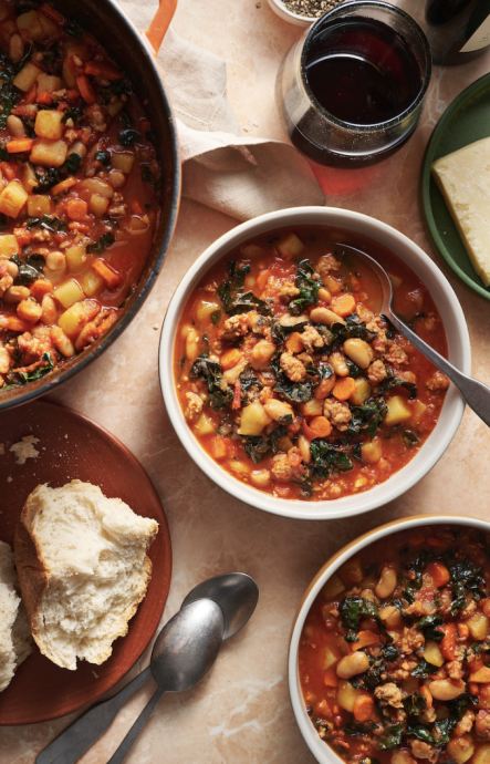 Italian Sausage, White Bean, and Kale Soup