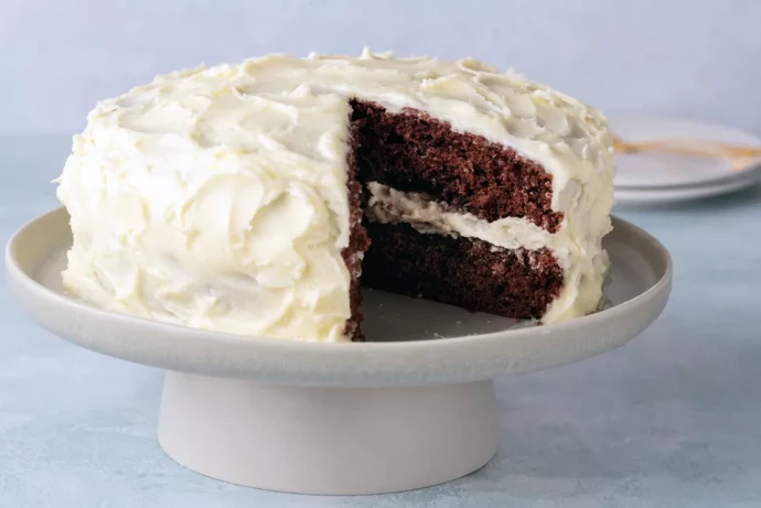 Red Devil's Food Cake With Vanilla Frosting