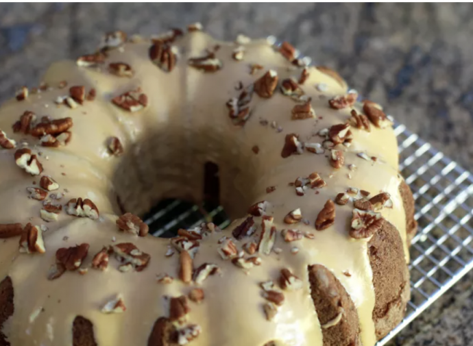 Apple Bundt Cake With Caramel Icing