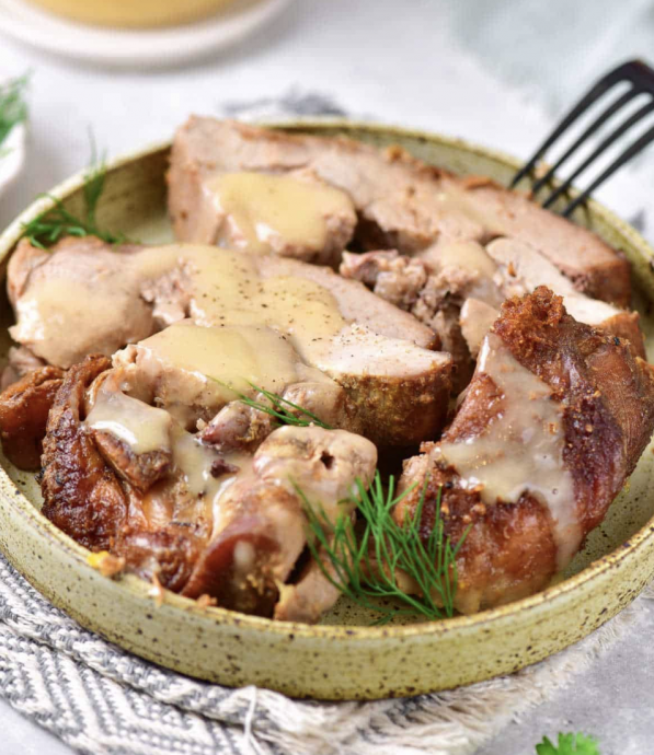 Roasted Turkey Thighs (with gravy)