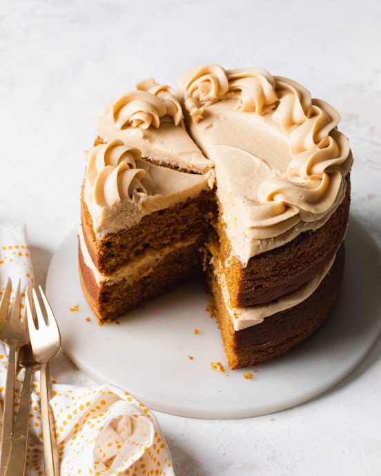 Small-Batch Pumpkin Cake with Coffee Cream Cheese Frosting