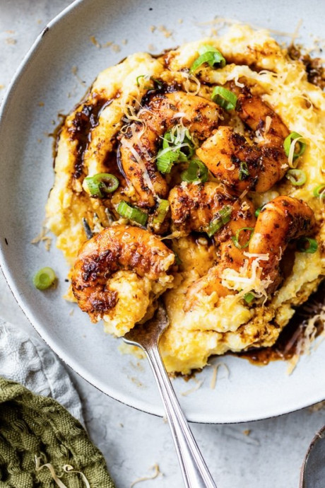 Blackened Shrimp and Grits