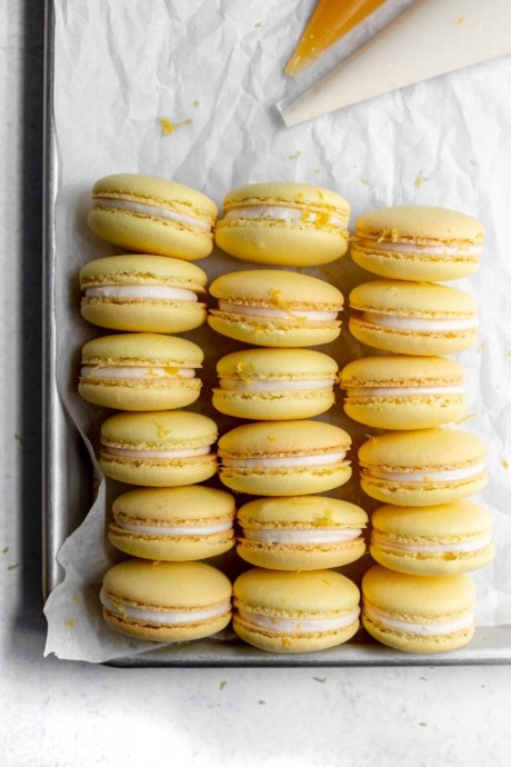 Lemon Macarons