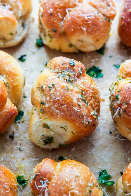 Homemade Garlic Knots