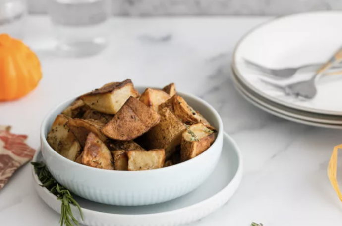 Oven-Roasted Rosemary Thyme Potatoes