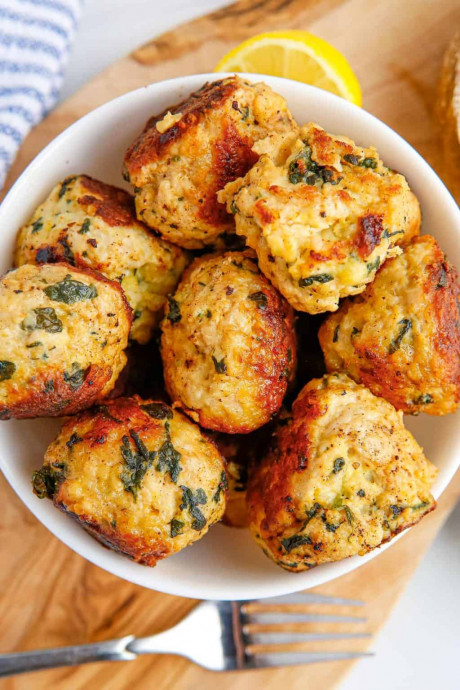 Spinach and Feta Turkey Meatballs