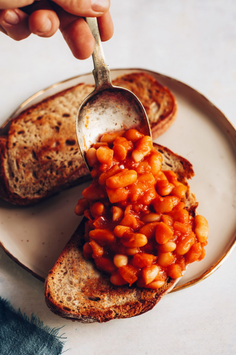 Easy Baked Beans on Toast (British-Inspired)