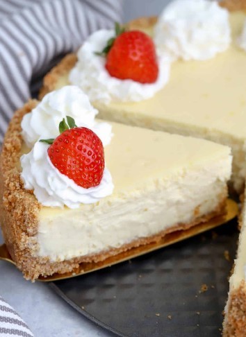 Greek Yogurt Cheesecake