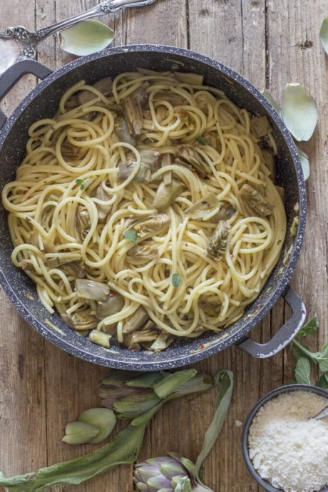 Easy Artichoke Pasta