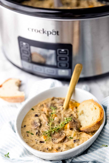 Slow Cooker Mushroom Wild Rice Soup