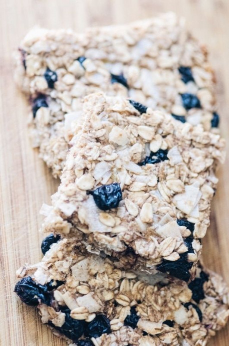 Blueberry Coconut Chewy Oat Bars (Gluten-Free, Vegan)