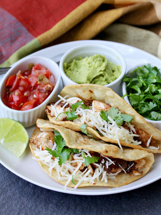 Ancho Chili Chicken Tacos