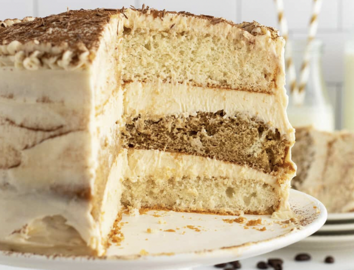 Tiramisu Cake