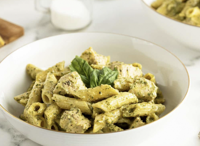 Creamy Chicken Pesto Pasta