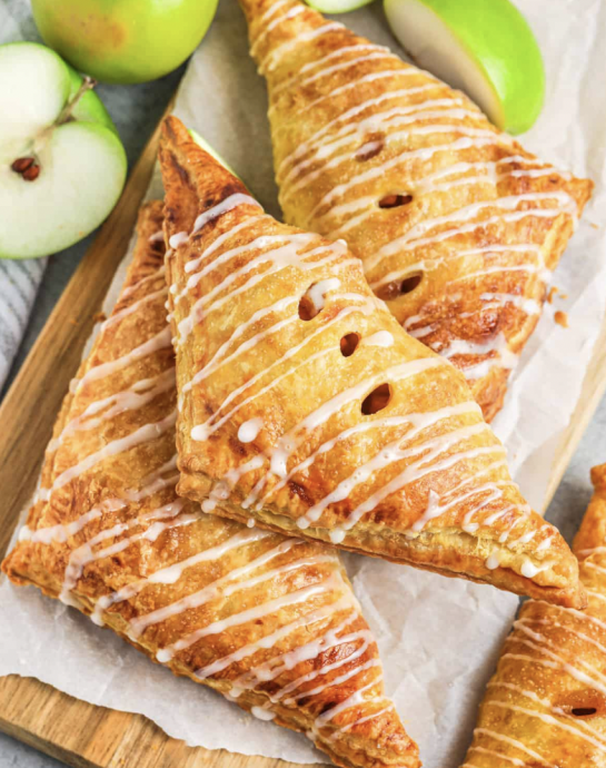 Easy Apple Turnovers