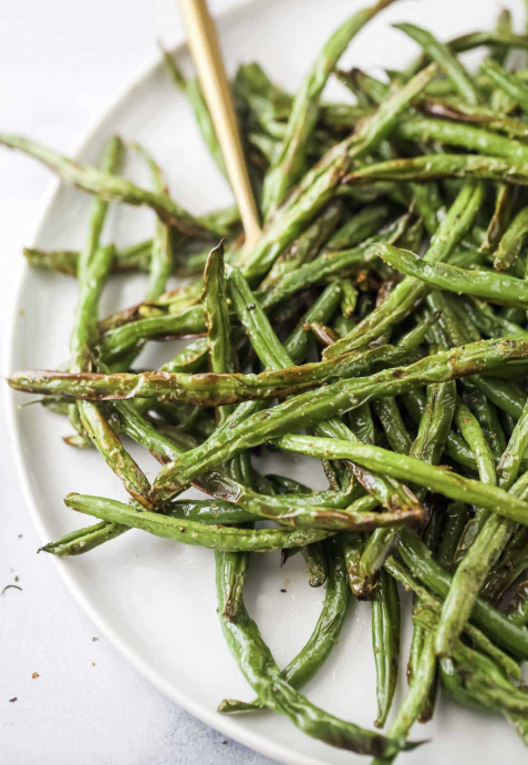 Perfectly Crispy Air Fryer Green Beans