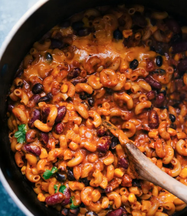 Vegetarian Chili Mac