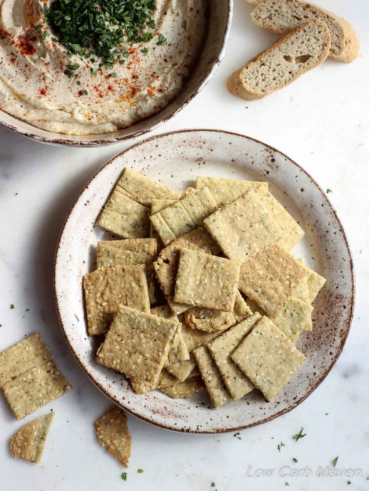 Crispy Almond Flour Crackers with Sesame Seeds (low carb, paleo)