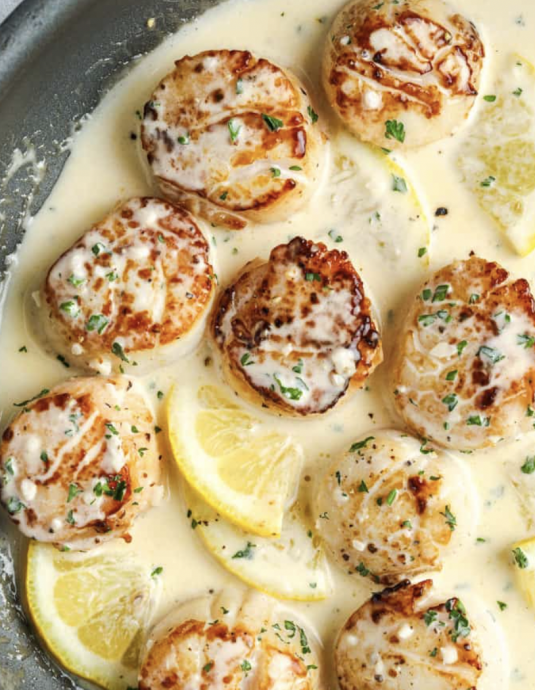 Scallops in Lemon Wine Sauce