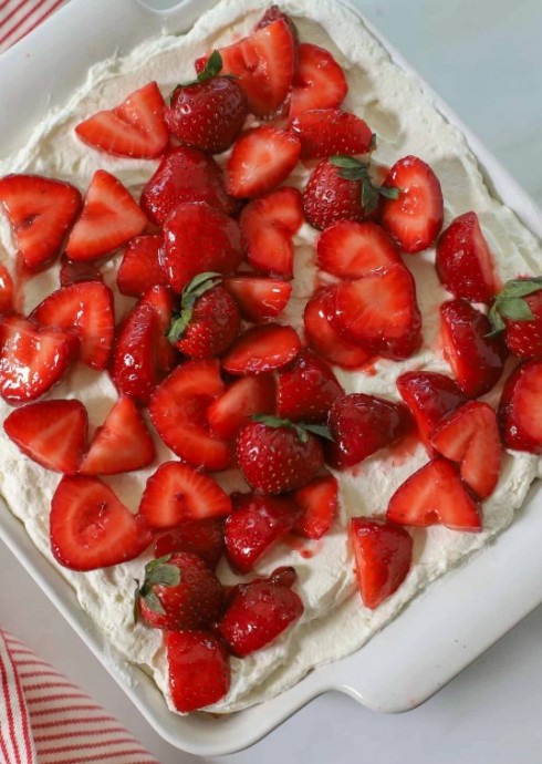 Strawberry Icebox Cake