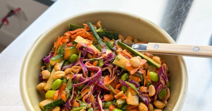 Crunchy Edamame Salad With Peanut Sauce
