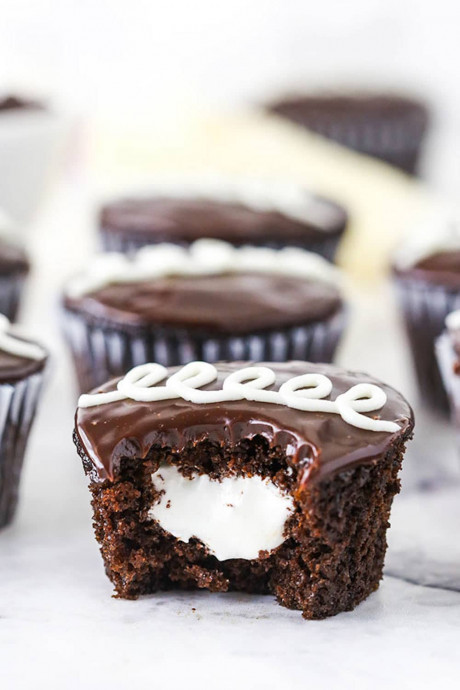 Homemade Hostess Cupcakes